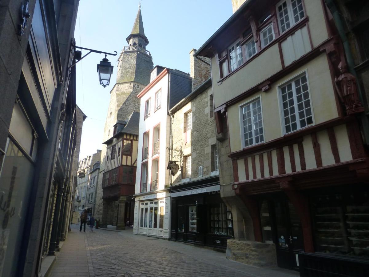 Appartement De La Tour De L'Horloge De Dinan Dış mekan fotoğraf